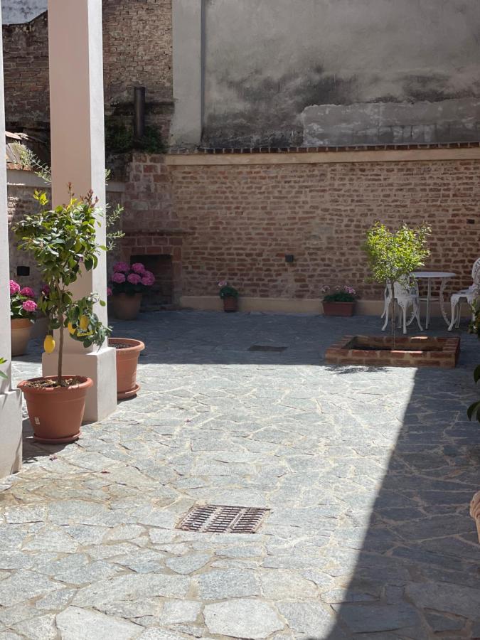 Residenza Nikol Appartamento Giulia Casale Monferrato Buitenkant foto