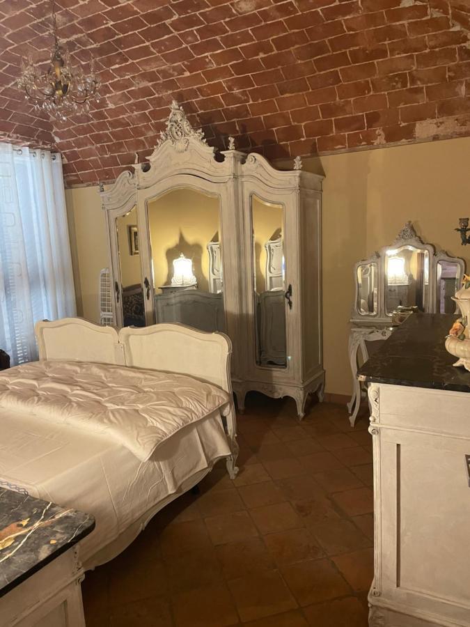 Residenza Nikol Appartamento Giulia Casale Monferrato Buitenkant foto