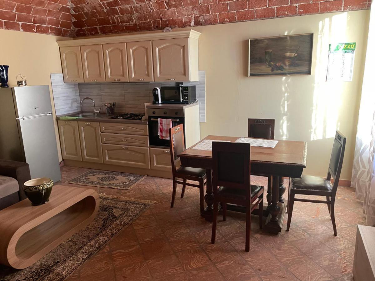 Residenza Nikol Appartamento Giulia Casale Monferrato Buitenkant foto