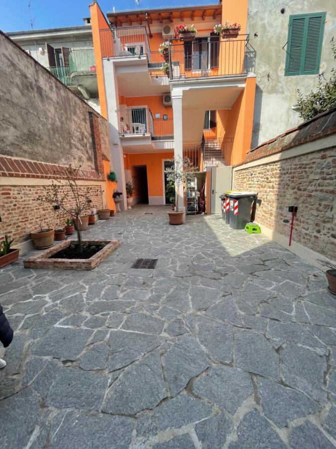 Residenza Nikol Appartamento Giulia Casale Monferrato Buitenkant foto